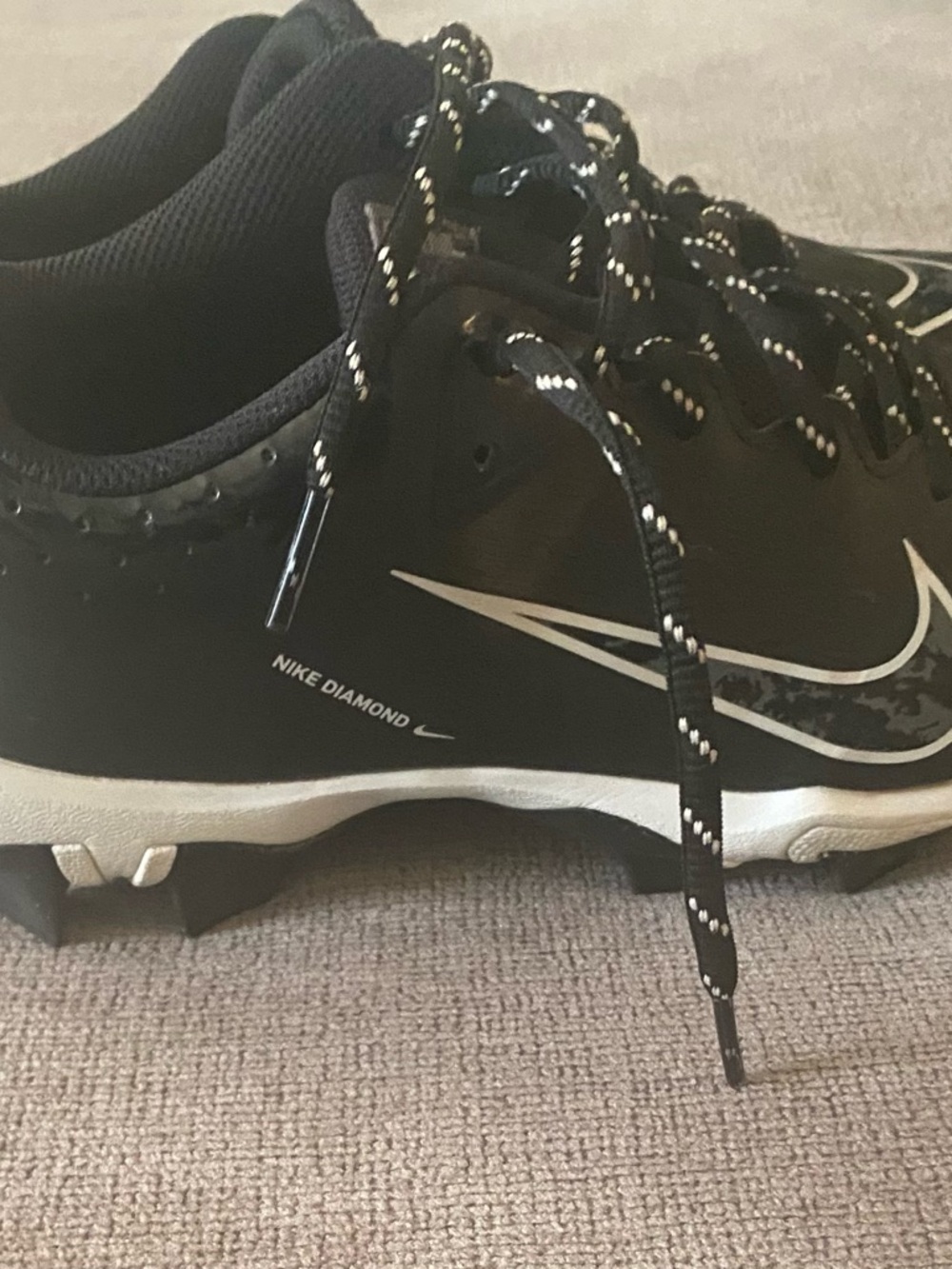 Nike Hyperdiamond 4 Keystone Youth Gray Softball Cleats Size 6Y Sport Shoes